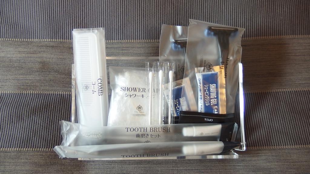 Hotel Granvia Wakayama Camera foto A typical amenity kit