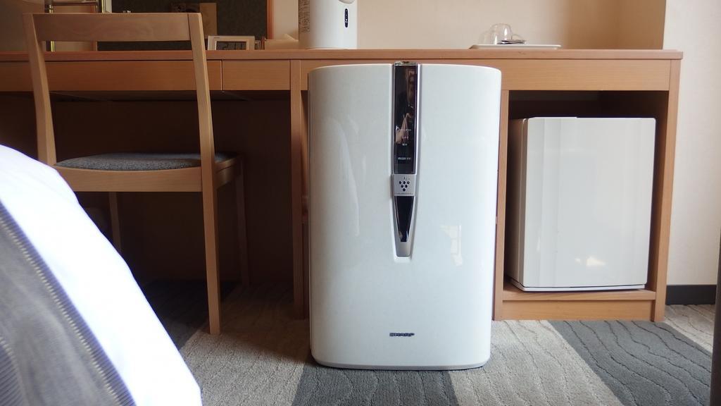 Hotel Granvia Wakayama Camera foto A portable air conditioner